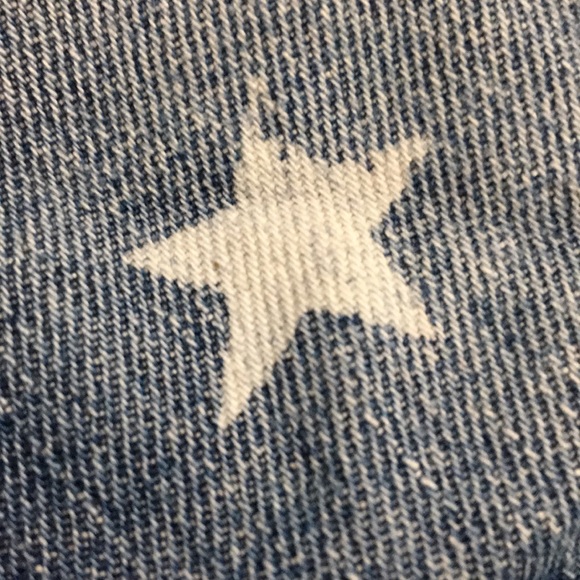 Meet your Posher, Allison - Picture 1 of 1